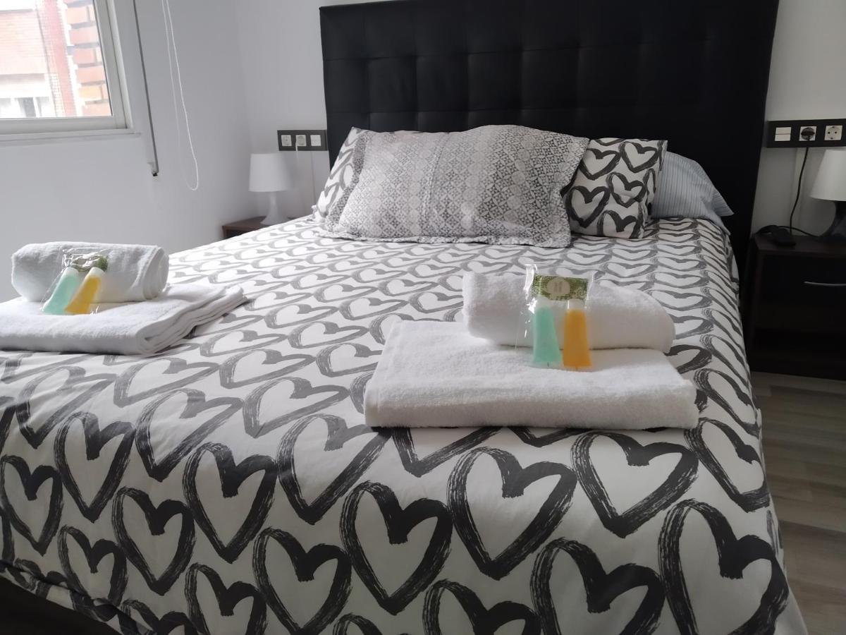 Apartamento Gijon Los Campos Bagian luar foto